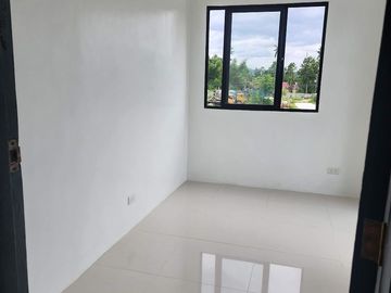 3 Storey Subdivision House for Sale in Talamban Cebu