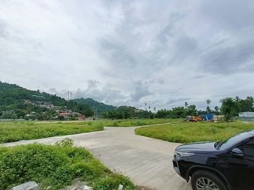 3 Storey Subdivision House for Sale in Talamban Cebu