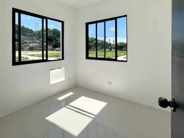 3 Storey Subdivision House for Sale in Talamban Cebu