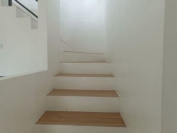 3 Storey Subdivision House for Sale in Talamban Cebu
