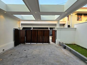 Rumah mewah design classic di cempaka putih jakarta pusat