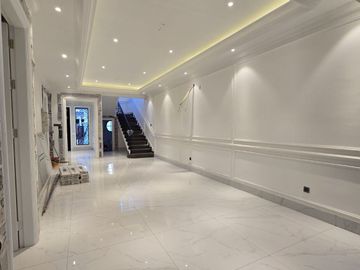 Rumah mewah design classic di cempaka putih jakarta pusat