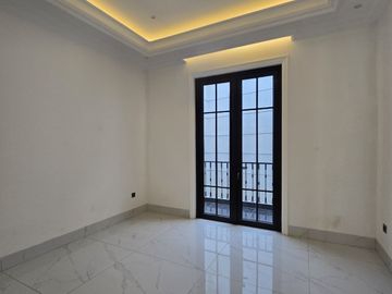 Rumah mewah design classic di cempaka putih jakarta pusat