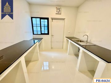House for sale, Centro Bangna, Centro Bangna, addicted to Mega Bangna south