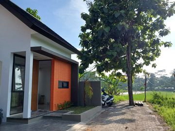 Rumah Baru View Persawahan dekat Jalan Kaliurang