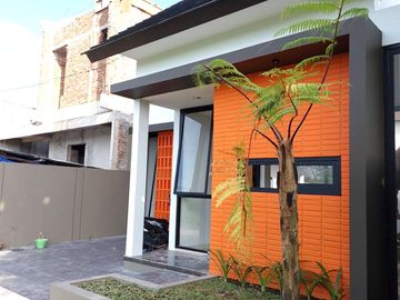 Rumah Baru View Persawahan dekat Jalan Kaliurang