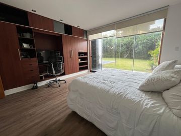 😍En venta hermosa y acogedora casa con amplias habitaciones y acabados de lujo😍