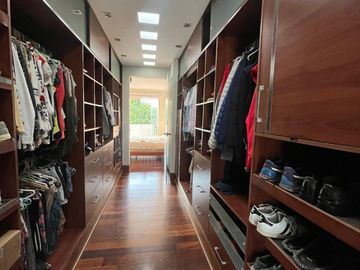 😍En venta hermosa y acogedora casa con amplias habitaciones y acabados de lujo😍