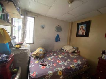 Se vende casa Alborada XIII Avenida Francisco de Orellana  frente a Mall del Río o La Gran Manzana