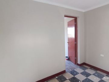 Vendo Edificio de 03 Pisos + Aires – Ideal Para Negocio, Taller o Alquiler