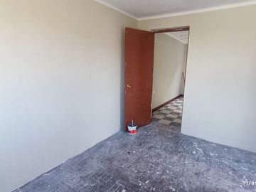Vendo Edificio de 03 Pisos + Aires – Ideal Para Negocio, Taller o Alquiler