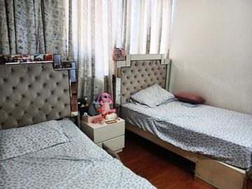 👨‍👩‍👧‍👦 VENDO MODERNA Y ELEGANTE CASA DE 3 PISOS + AZOTEA EN SAN LUIS