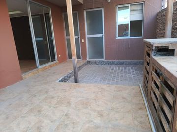 CASA EN VENTA EN IZAMBA. AMBATO