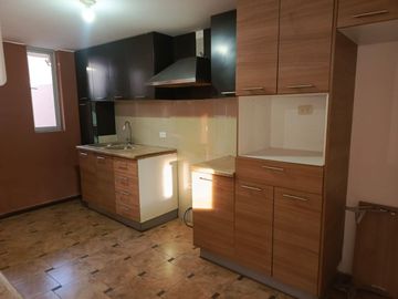 CASA EN VENTA EN IZAMBA. AMBATO
