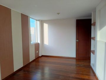 CASA EN VENTA EN IZAMBA. AMBATO