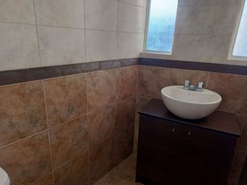 CASA EN VENTA EN IZAMBA. AMBATO
