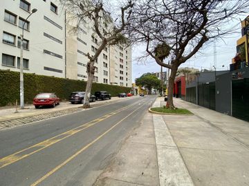 SE VENDE DPTO 2 DORMT MALECON GRAU CHORRILLOS