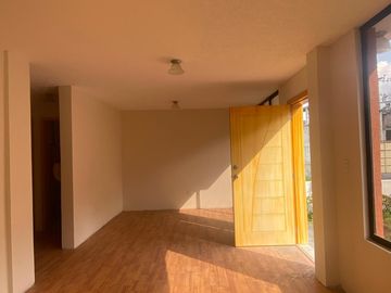 Casa en Venta en Conjunto Habitacional Los Ángeles 1 - Sector Calderón