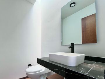 Casa en venta en Cennet Grand