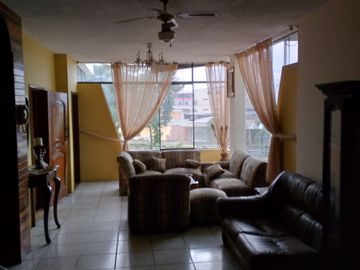 VENDO CASA EN LA CIUDAD DE PASAJE