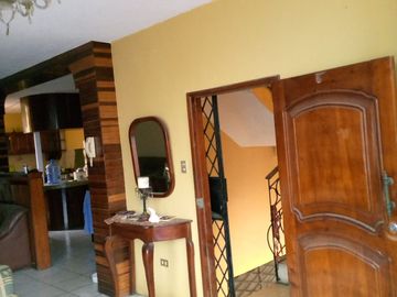 VENDO CASA EN LA CIUDAD DE PASAJE
