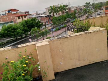 VENDO CASA EN LA CIUDAD DE PASAJE
