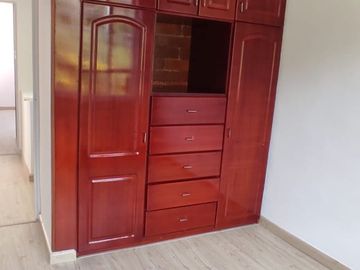 CASA EN VENTA - URBANIZACIÓN SOL DE ORIENTE.