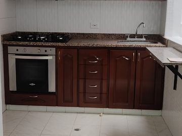CASA EN VENTA - URBANIZACIÓN SOL DE ORIENTE.