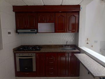 CASA EN VENTA - URBANIZACIÓN SOL DE ORIENTE.