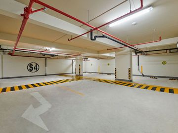 Venta Departamento de Tres Dormitorios, Áreas Comunes en Chorrillos, Límite con Barranco