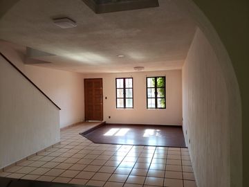 VENTA CASA EN FRACCIONAMIENTO LAS HACIENDAS METEPEC