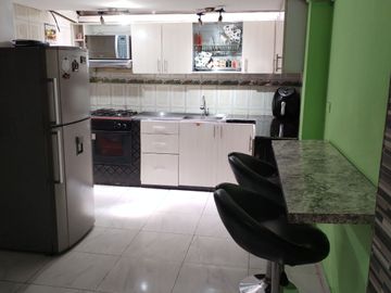 CASA EN VENTA 4 PISOS SUBA LOMBARDÍA