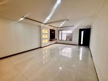 Casas de Venta en Cuenca Ecuador Sector Rio Amarillo