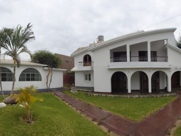 SE VENDE CASA RESIDENCIAL LA ANGOSTUR 1023  DOS CUADRAS DEL HOTEL LAS DUNAS - ICA