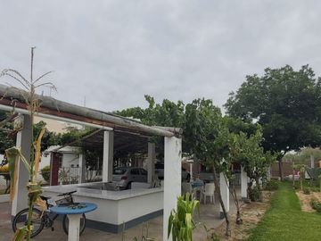 SE VENDE CASA RESIDENCIAL LA ANGOSTUR 1023  DOS CUADRAS DEL HOTEL LAS DUNAS - ICA