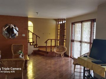 SE VENDE CASA RESIDENCIAL LA ANGOSTUR 1023  DOS CUADRAS DEL HOTEL LAS DUNAS - ICA