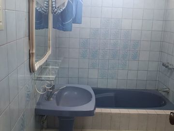 SE VENDE CASA RESIDENCIAL LA ANGOSTUR 1023  DOS CUADRAS DEL HOTEL LAS DUNAS - ICA