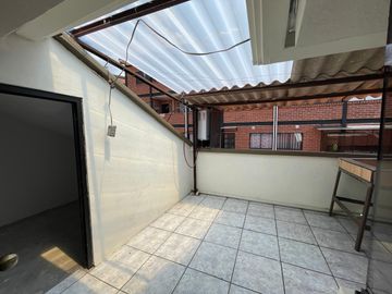 Venta de casa unifamiliar- Ubicado en el sector de Miraflores
