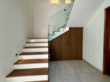 CASA EN VENTA EN SOLARES