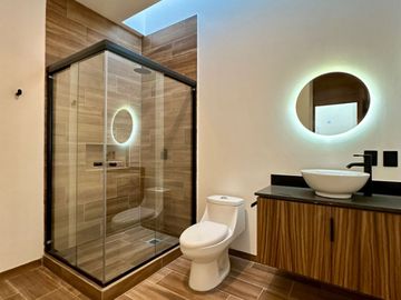 CASA EN VENTA EN SOLARES