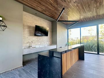CASA EN VENTA EN SOLARES