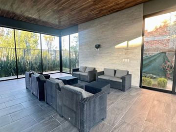 CASA EN VENTA EN SOLARES
