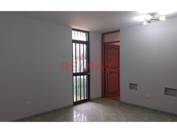 Ocasión Casa San Gabriel Villa María 04 Departamentos