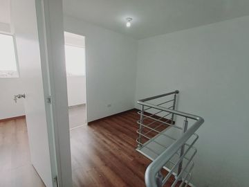 VENDO DUPLEX DE ESTRENO FRENTE A PARQUE, NO PAGA ALCABALA 3 DORM ENTREGA INMEDIATA