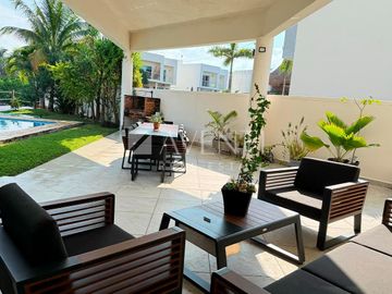 Casa en Venta, Zona Hotelera, Cancun, Quintana Roo.