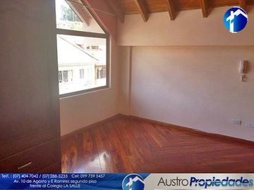 CASA DE VENTA DE 4 HABITACIONES Y LOCAL COMERCIAL