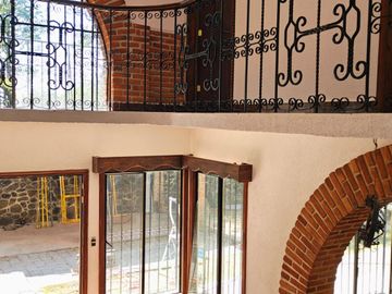 CASA EN VENTA CON POSESION! CALLE PARAISO, FRACC ATLIXTAC, PUEBLO TRES MARIAS, HUITZILAC, MORELOS