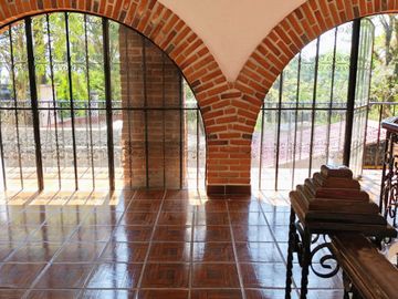CASA EN VENTA CON POSESION! CALLE PARAISO, FRACC ATLIXTAC, PUEBLO TRES MARIAS, HUITZILAC, MORELOS