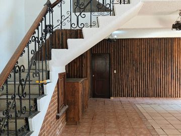 CASA EN VENTA CON POSESION! CALLE PARAISO, FRACC ATLIXTAC, PUEBLO TRES MARIAS, HUITZILAC, MORELOS