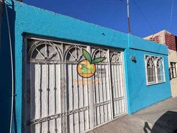 CASA DE 1 NIVEL EN LA COLONIA ATLAS EN GUADALAJARA